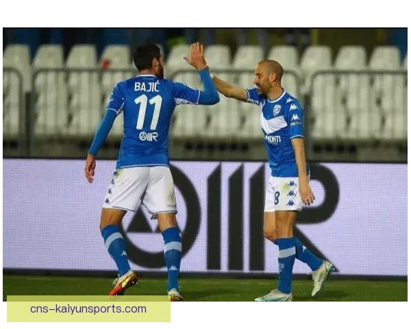 萨莫拉科雷亚逆转伊雷特克赢得关键比赛三分险胜对手